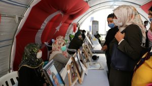 Diyarbakır Milliyetçi Anneler Birliği evlat nöbetindeki ailelere buluştu