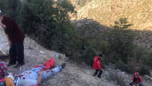 Dursunbey'de traktör kazası: 1 ölü, 3 yaralı