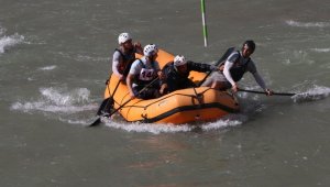 Düzce Belediyesi rafting takımı rekor kırdı