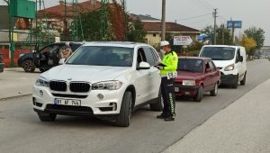 Düzce'de artan trafik kazaları ekipleri harekete geçirdi