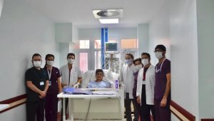 Elektrik akımına kapılan genç doktorların çabası ile ölümden döndü