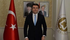 Erzurum Valisi Okay Memiş'in 29 Ekim Cumhuriyet Bayramı kutlama mesajı