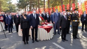 Erzurum'da 29 Ekim Cumhuriyet Bayramı tebrikat töreni