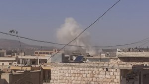 Esad güçleri, Hama'ya saldırdı : 5 yaralı