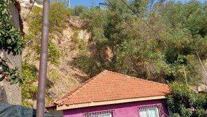 Evi hasar gören aileye Büyükşehir'den yardım eli