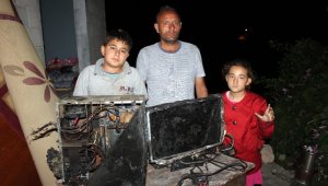 Evi yanan aile yardım eli bekliyor