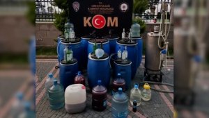 Giresun'da bin 60 litre sahte içki ele geçirildi