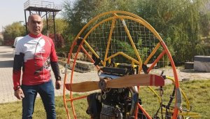Hainler, 30 bin euroluk paramotorla uzun süren eğitimden sonra uçmuş