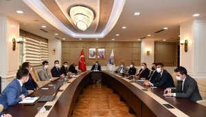Hızlı vaka artışına karşı alınan önlemler değerlendirildi
