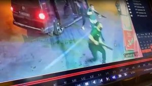 İzmir'de 7 kişi pompalı silah ve sopalarla tekel bayisini bastı