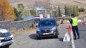 Kars'ta 108 araca 52 bin lira ceza kesildi