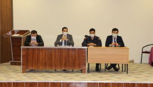 Kaymakam Soyu'dan muhtarlar ile Korana virüs toplantısı