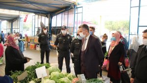 Kaymakam Yurt pazar yerini denetledi