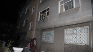 Kayseri'de 8 kişinin yaşadığı evde yangın