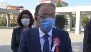 Korona virüs nedeniyle karantinada kalan Vali, vatandaşları böyle uyardı