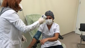 Korona virüse karşı geliştirilen Faz 3 aşısının ilk aşaması başarılı oldu