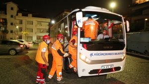 Küçükçekmece Sivil Savunma ekipleri, İzmir depremi için yola çıktı