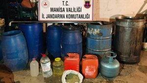 Manisa'da 705 litre sahte içki ele geçirildi