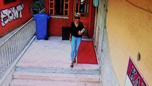 Melek Aslan kardeşi tarafından öldürülmeden önce ölüme böyle yürüdü
