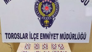 Mersin'de bir evde 196 adet uyuşturucu hap ele geçirildi