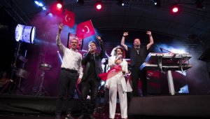 Mersinliler Cumhuriyet coşkusunu doyasıyla yaşadı