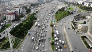Mesailerin erken bitmesiyle trafikte yoğunluk oluştu