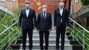 Milletvekili Yüksel'den Rektör Özaydın'a tam destek