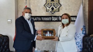 MTSO Başkanı Sadıkoğlu'ndan Rektör Karabulut'a ziyaret