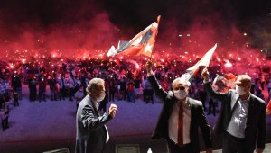 Muratpaşa'da 29 Ekim kutlamasında muhteşem tablo