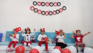 Odunpazarı'nda minikler Cumhuriyet Bayramı'nı kutladı