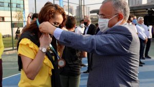 Ordu'da tenis şampiyonları ödüllerini aldı