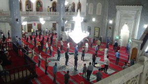 Peygamberler şehri Şanlıurfa'da Mevlit Kandili ihya edildi