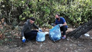Piknikçilerin çöplerini topladılar
