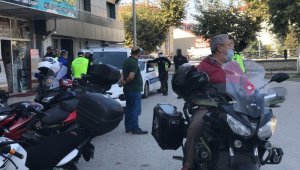 Polis ekipleri motosikletler üzerine uygulama yaptı