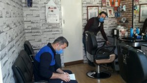 Safranbolu'da berber ve kuaförler denetlendi