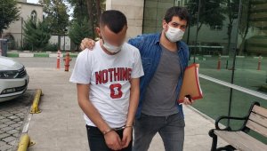 Samsun'un Atakum'da Uyuşturucu hapla yakalanan şahıs adliyeye sevk edildi