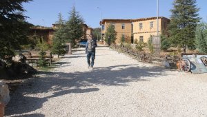 Sanatçı köyündeki etkinlikler pandemide de sürüyor