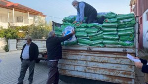 Sarıgöl'de çiftçilere fiğ tohumu dağıtıldı
