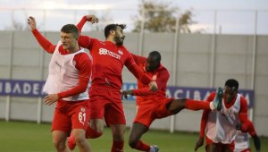 Sivasspor, Maccabi Tel-Aviv maçına hazır