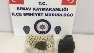 Şüpheli araçta uyuşturucu ele geçirildi