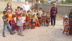 Tansaş giyim mağazaları, köy okullarındaki öğrencileri unutmadı