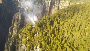 Tazı Kanyonunda orman yangını
