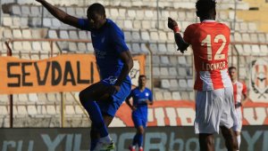 TFF 1. Lig: Adanaspor: 1 - Tuzlaspor: 1