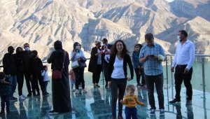 Tortum Şelalesi Erzurum'un gözdesi oldu