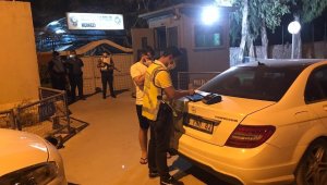 Trafikte makas atarken polis kamerasına yakalandı