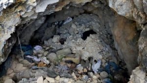 Tunceli'de teröristlerin kullandığı 1 mağara ve 1 sığınak imha edildi