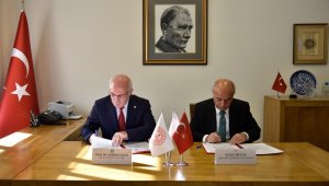 Uşak Üniversitesi ve MEB arasında işbirliği protokolü imzalandı