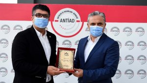 Uysal'dan iş insanlarına teşekkür