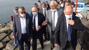 Vali Tutulmaz balıkçı barınaklarını inceledi