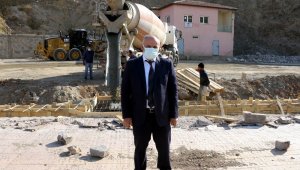 Yahyalı Kapalı Semt Pazarının temeline ilk harç konuldu